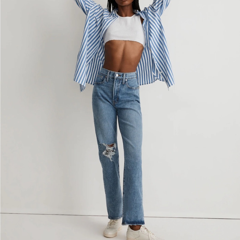 Madewell Perfect Vintage Straight Jean in Kingsbury Wash: Knee-Rip Edition